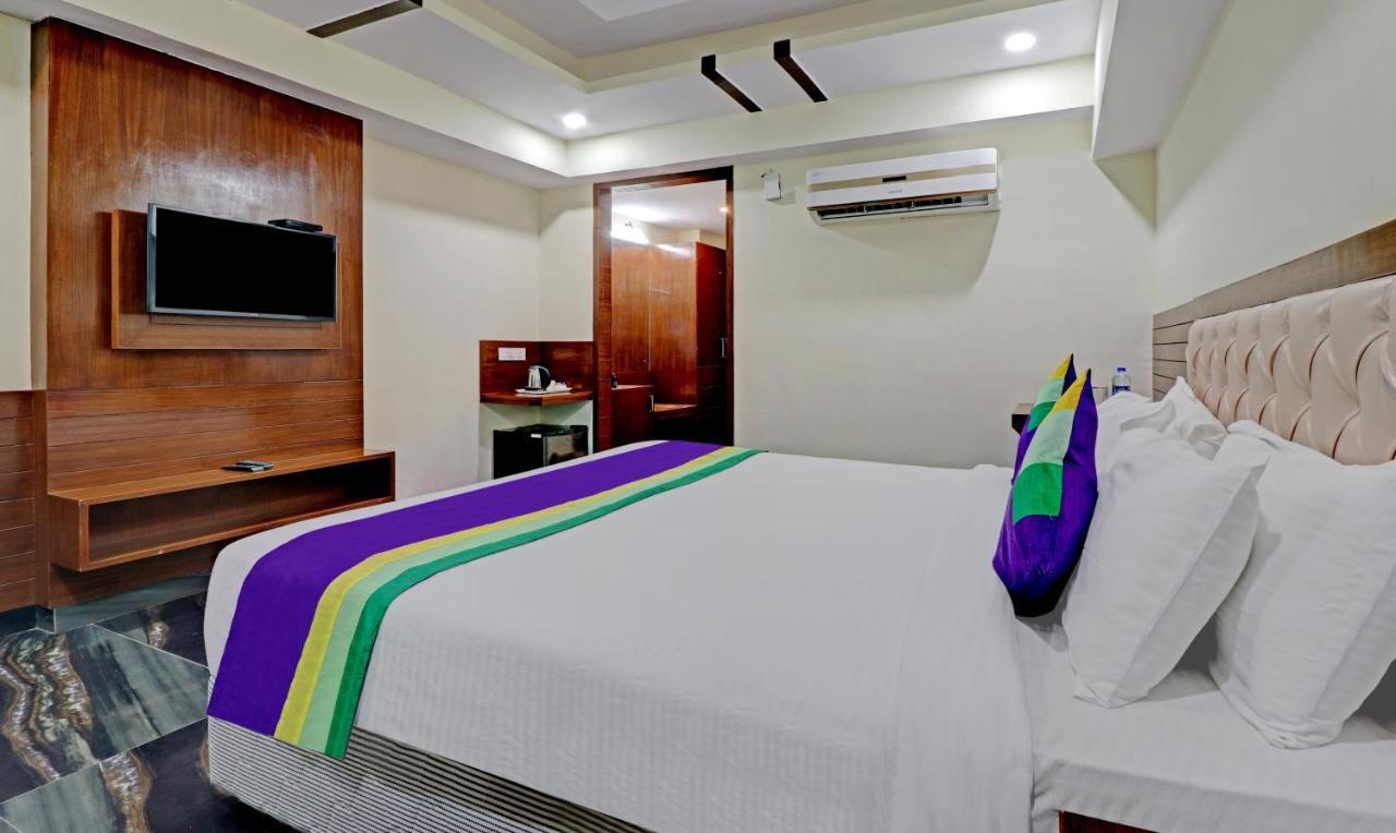 Treebo Premium Pearl Avenue, Ring Road Hotel Дехрадун Екстериор снимка