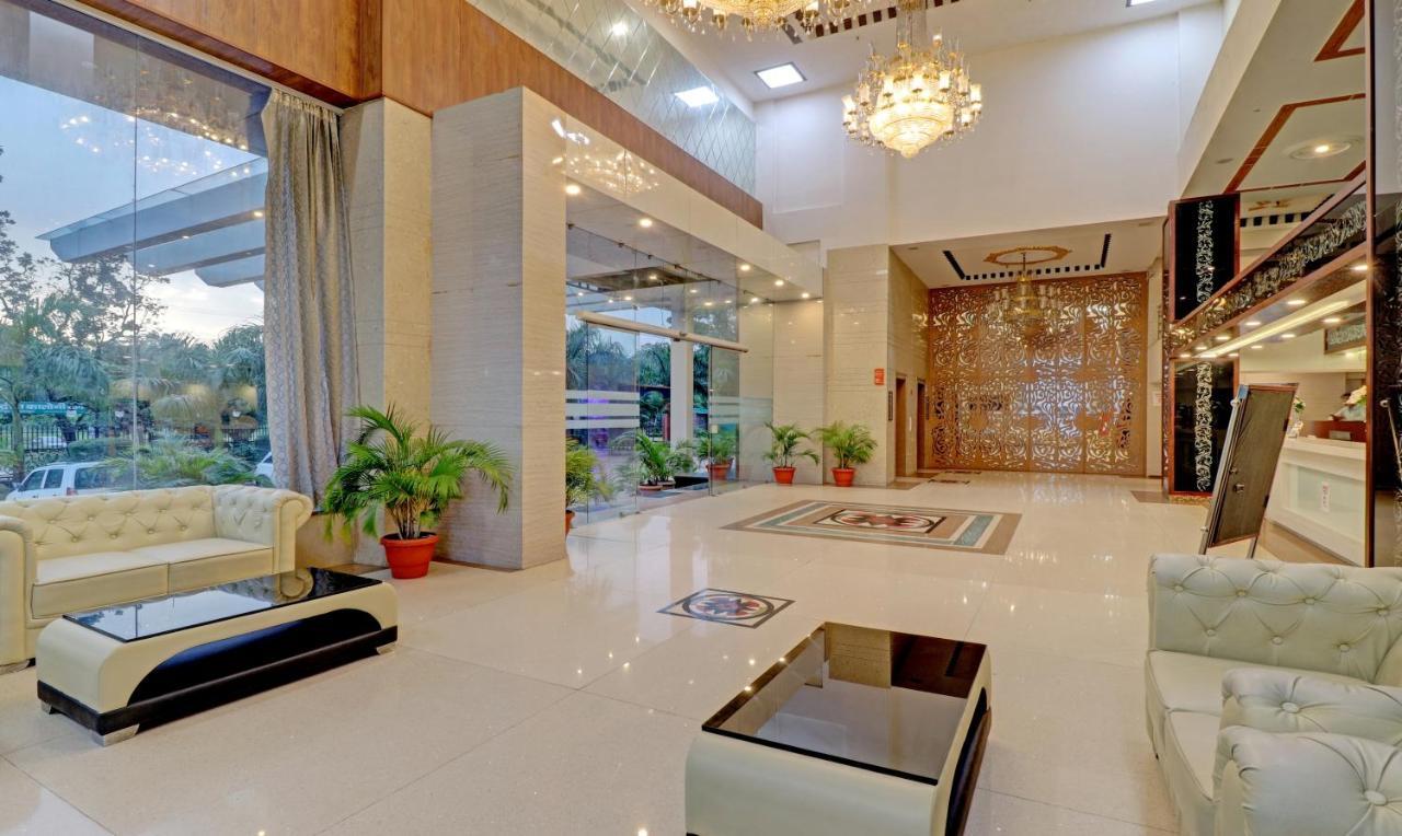 Treebo Premium Pearl Avenue, Ring Road Hotel Дехрадун Екстериор снимка