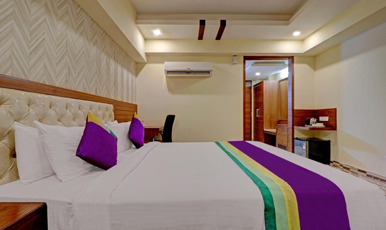 Treebo Premium Pearl Avenue, Ring Road Hotel Дехрадун Екстериор снимка
